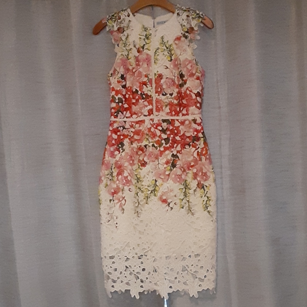 Women's dress